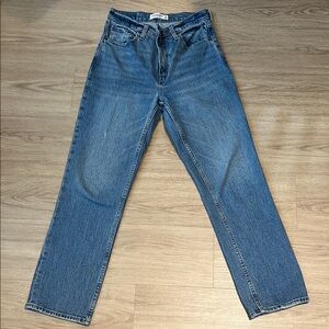 Abercrombie & Fitch The 90’s Straight Ultra High Rise Jeans